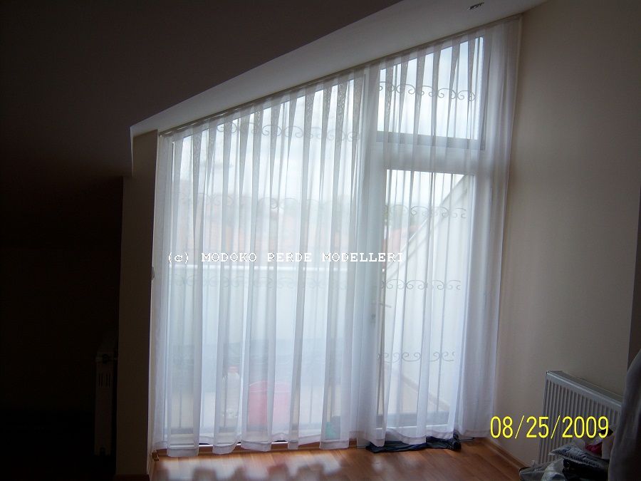 Yatk Pleated Curtain  ( in roof  )- 100_2112.JPG